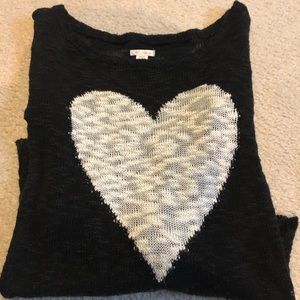 💝💝Adorable Lightweight heart sweater. NWOT